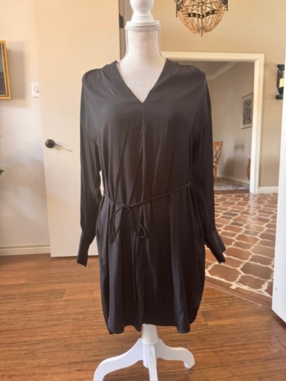 Banana Republic Black Tie-Front Long Sleeve Dress - Small